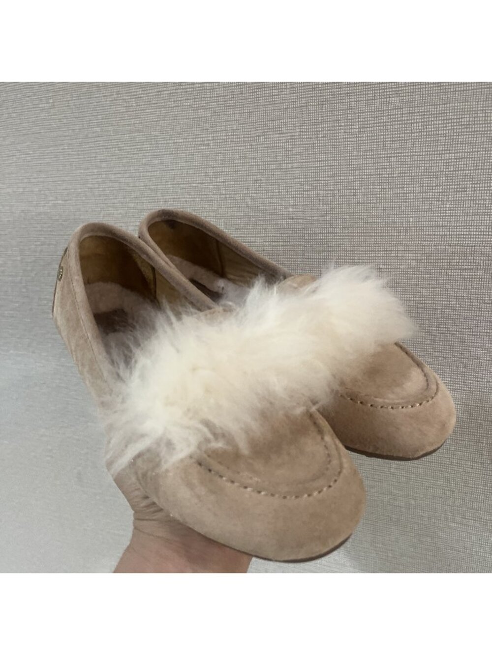 Ugg Kaley Wisp Loafer Size 5 Brown NWOB - Picture 1 of 11